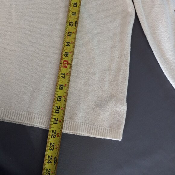 Forever 21 Cream and Black Knit Sweater Size S - Picture 7 of 8